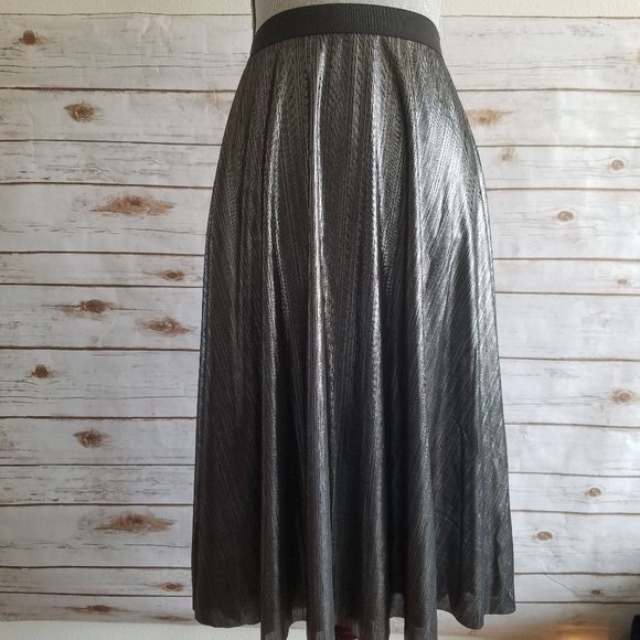 Metallic Silver & Black Pleated Midi Skirt Size 0X - Picture 5 of 14